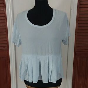 🏵NEW! BELLA LUXX BABY BLUE TOP WITH PLEATS MEDIUM
